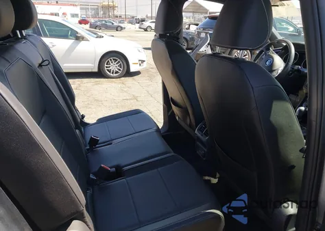 2021 Volkswagen Tiguan 2.0T Se/2.0T Se R-Line Black/2.0T Sel z USA, uszkodzony, nr VIN 3VV3B7AX5MM015089